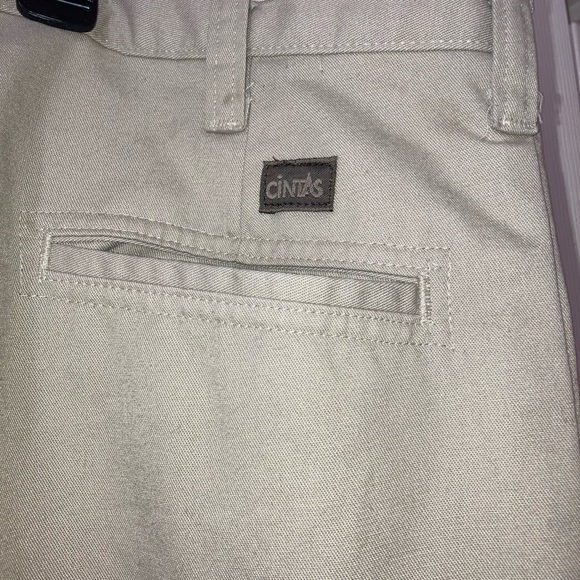 🟡Bundle 4 for $15🟡 (Big & Tall Men) Tan Khaki Pants - Picture 3 of 4